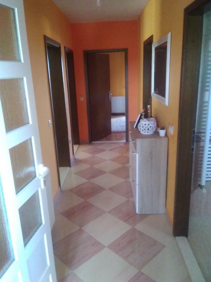 Lanelu Apartman Rogoznica  Exterior photo